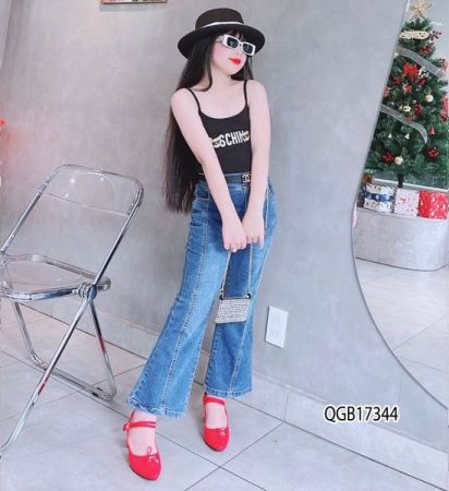 Quần jeans ống loe wash cho bé gái mix đồ